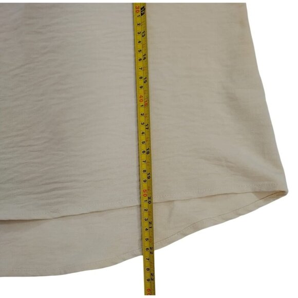 2 Saints Womens Beige Short Sleeve Scoop Neck Polyester Blouse Size S. NWT - Picture 8 of 8